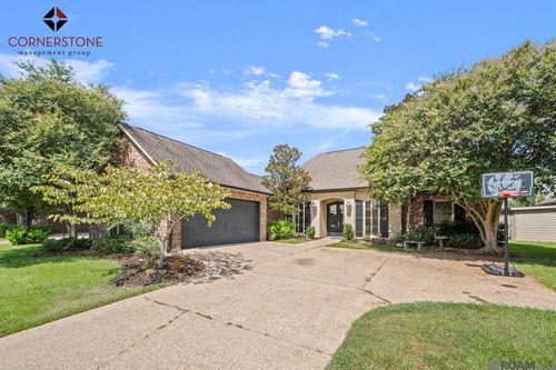 8564 Grand View Dr, Baton Rouge, LA, 70809-5200 | Card Image