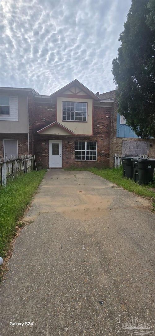 4245 Erress Blvd, Pensacola, FL, 32505-3940 | Card Image