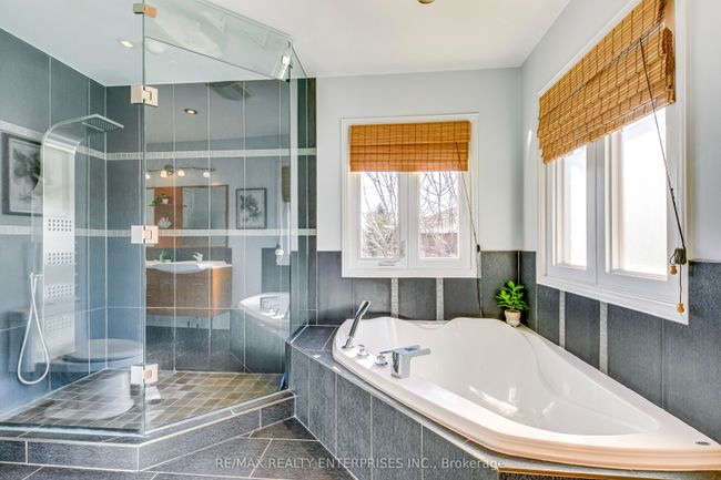 1389 Winterbourne Dr, House other with 6 bedrooms, 4 bathrooms and 2 parking in Oakville ON | Image 20