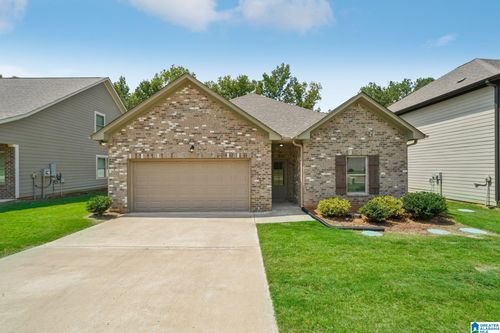 7944 St James Dr, PINSON, AL, 35126-4089 | Card Image
