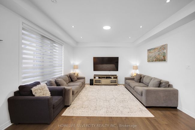 13 Minna Trail, House other with 6 bedrooms, 4 bathrooms and 4 parking in Brampton ON | Image 4