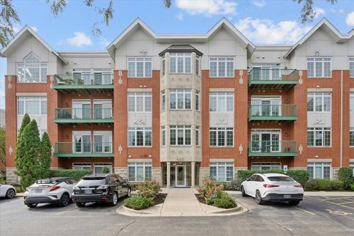 207-660 Mchenry Rd, Wheeling, IL, 60090-9233 | Card Image
