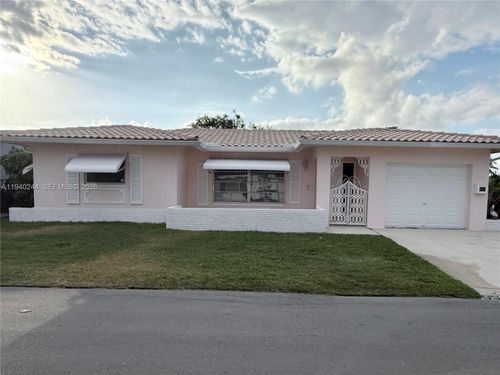 6015 Nw 67th Ter, Tamarac, FL, 33321-5637 | Card Image