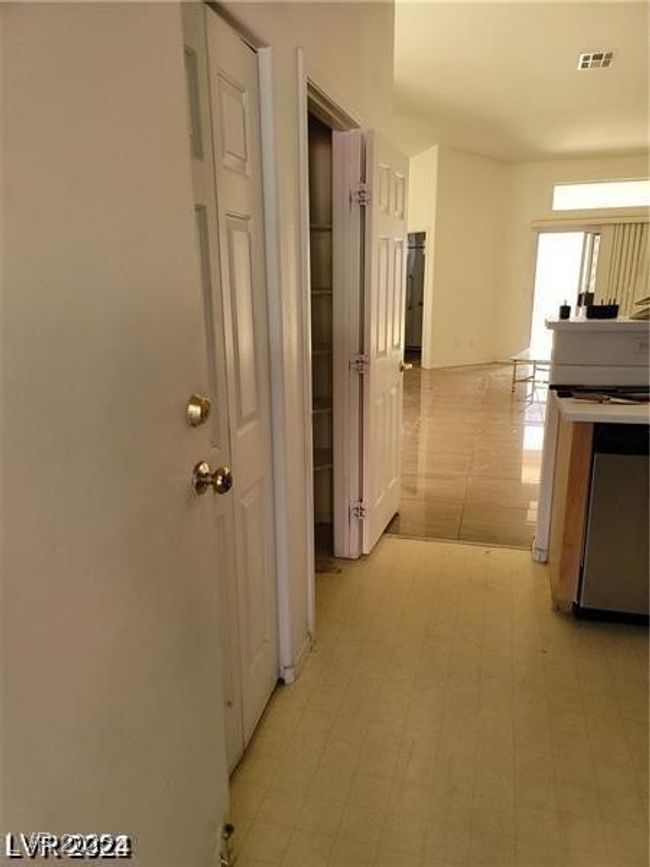 UNIT-103 - 3401 Conan St, Townhouse with 2 bedrooms, 2 bathrooms and null parking in Las Vegas NV | Image 16