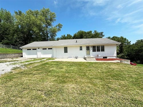 400 Beverly St, Excelsior Springs, MO, 64024-1555 | Card Image