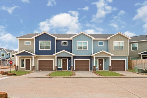 4-14010 Longstreet Rd, Willis, TX, 77318-4520 | Card Image