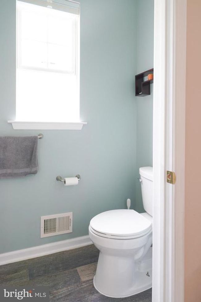 124 Meadow Cir, Townhouse with 3 bedrooms, 3 bathrooms and null parking in Mays Landing NJ | Image 18