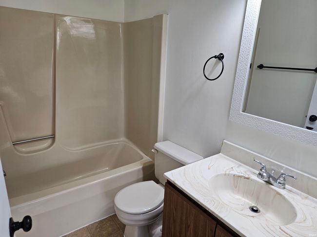 603 Clarinet Blvd. E., Condo with 3 bedrooms, 2 bathrooms and null parking in Elkhart IN | Image 16