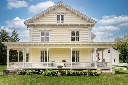 299 Davisville Rd, North Kingstown, RI, 02852-1738 | Card Image