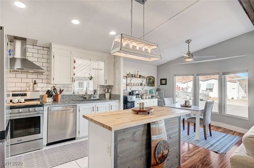 506 Lake Winnebago Ln, Boulder City, NV, 89005-1052 | Card Image