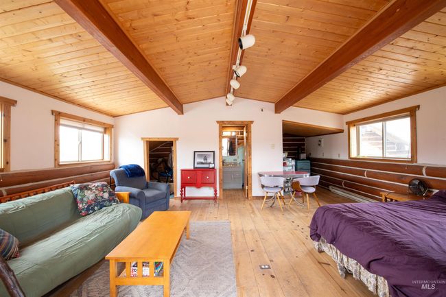 130 Valley Creek Rd, House other with 3 bedrooms, 3 bathrooms and 1 parking in Stanley ID | Image 21