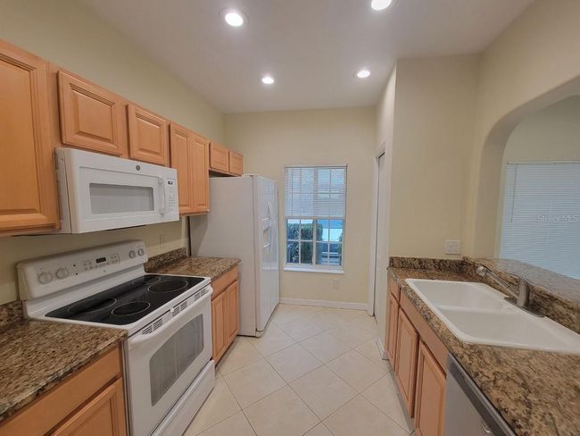 UNIT-101 - 353 Cape Harbour Loop, Townhouse with 3 bedrooms, 3 bathrooms and null parking in Bradenton FL | Image 6
