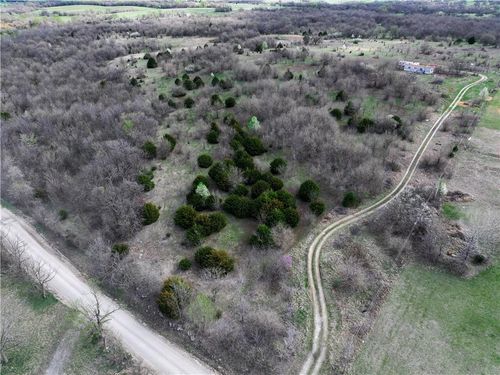 14583 Nw County Road 14001, Drexel, MO, 64742-9737 | Card Image