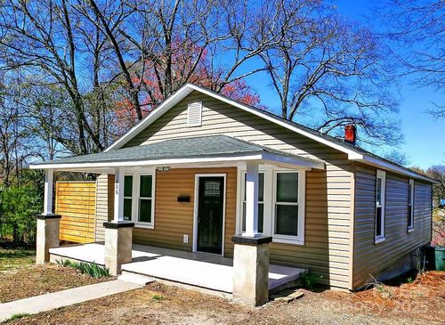 606 Childs St, Lincolnton, NC, 28092-2314 | Card Image