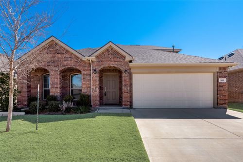 9112 Flying Eagle Ln, Fort Worth, TX, 76131-1748 | Card Image