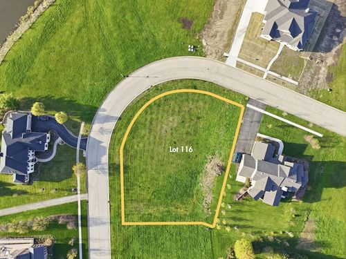 1716 Tewksberry Dr, Sycamore, IL, 60178-8790 | Card Image