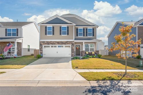 9233 Mackinaw Dr, Gastonia, NC, 28056-5000 | Card Image