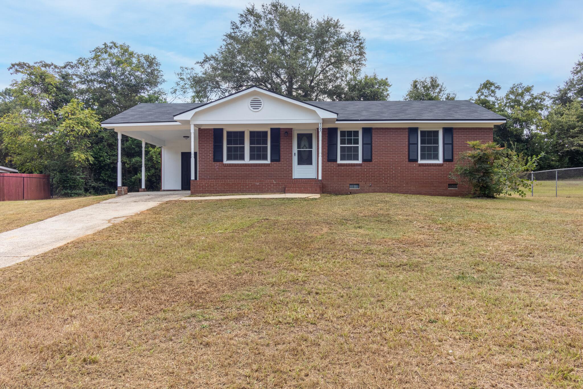 Edrie St, Aiken, SC 29801