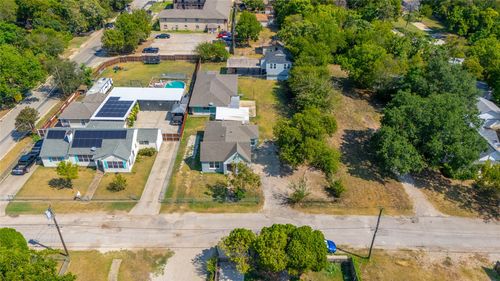 3823 Dempster Ave, Dallas, TX, 75211-4975 | Card Image