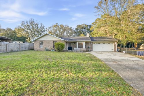 271 Willow Ave, Freeport, FL, 32439-6746 | Card Image