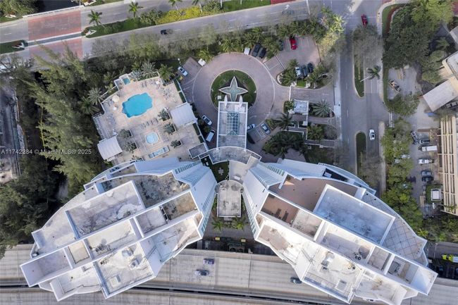 APT-2011 - 19400 Turnberry Way, Condo with 3 bedrooms, 3 bathrooms and null parking in Aventura FL | Image 60