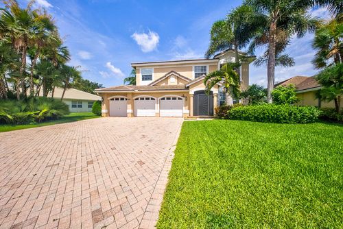 1681 Lakefield North Ct, Wellington, FL, 33414-1066 | Card Image