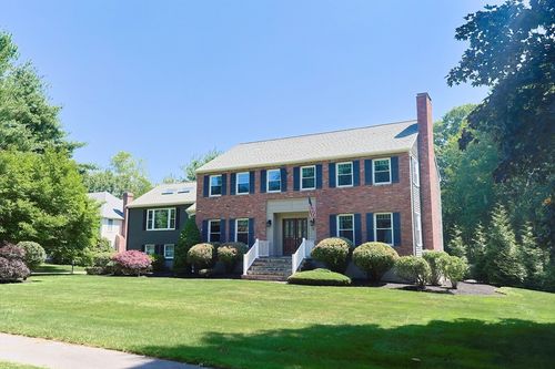 5 Windsor Rd, Lynnfield, MA, 01940-2424 | Card Image