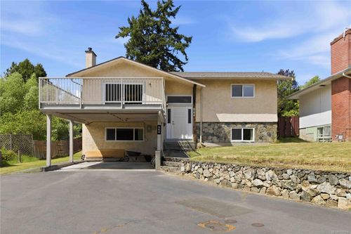 564 Oconnell Pl, Saanich, BC, V8Z2C4 | Card Image