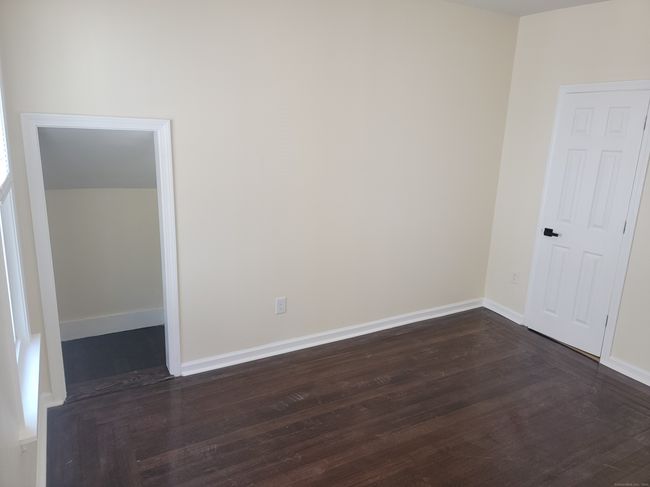 FL-1ST - 147 Edgewood St, Home with 3 bedrooms, 1 bathrooms and 1 parking in Hartford CT | Image 24