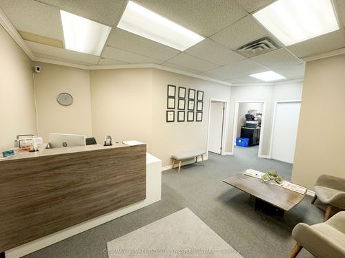 203-219 Oxford St W, London, ON, N6H1S5 | Card Image