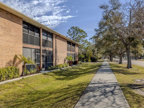 216-217 Airport Ave W, VENICE, FL, 34285-3705 | Card Image