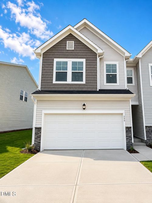 249 Lily Patch Ln, Smithfield, NC, 27577 | Card Image