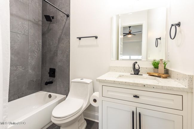 Guest Bath | Image 20