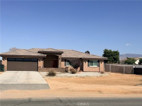 12833 Algonquin, Apple Valley, CA, 92308 | Card Image