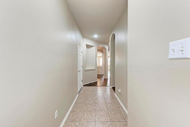 11512 Shadow Creek Dr, House other with 4 bedrooms, 2 bathrooms and 4 parking in Manor TX | Image 9