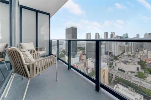unit-3310-159 Ne 6th St, Miami, FL, 33132-2190 | Card Image