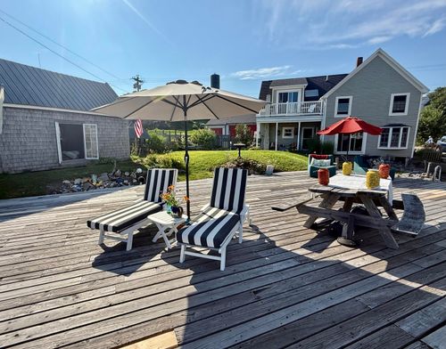 55 W Main Street, Vinalhaven, ME, 04863 | Card Image