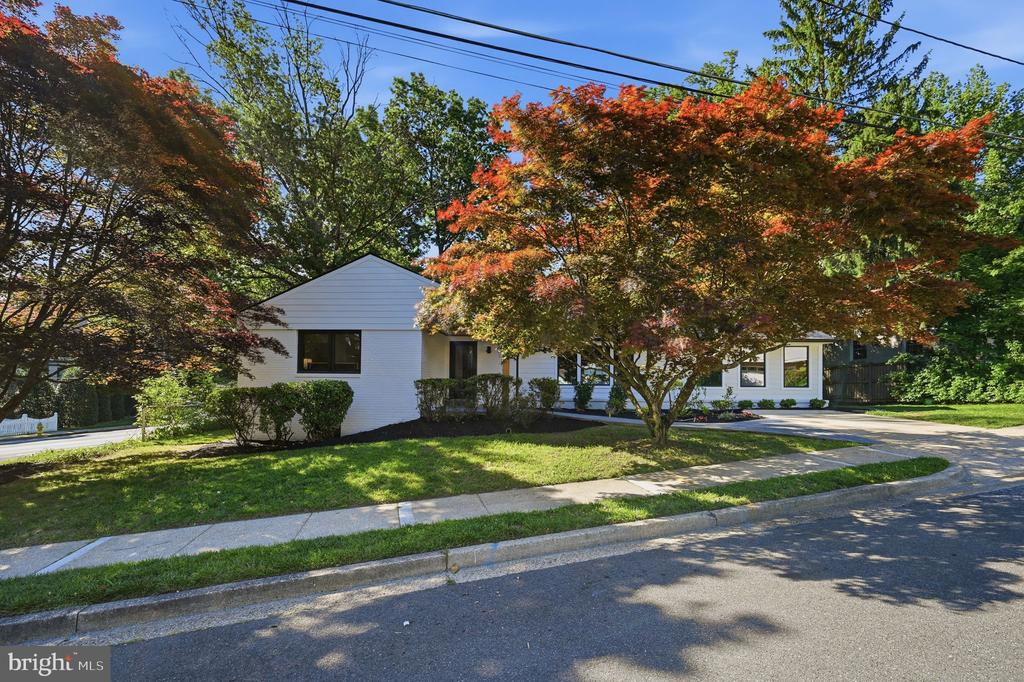 Residential in ARLINGTON 2