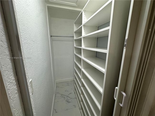 15640 - 15640 Sw 102 Nd Pl, House other with 3 bedrooms, 2 bathrooms and null parking in Miami FL | Image 16