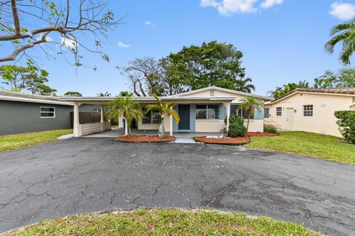 1727 Ne 37th St, Oakland Park, FL, 33334-5441 | Card Image