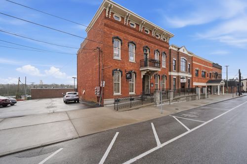 88 N Sandusky St, Delaware, OH, 43015-1756 | Card Image