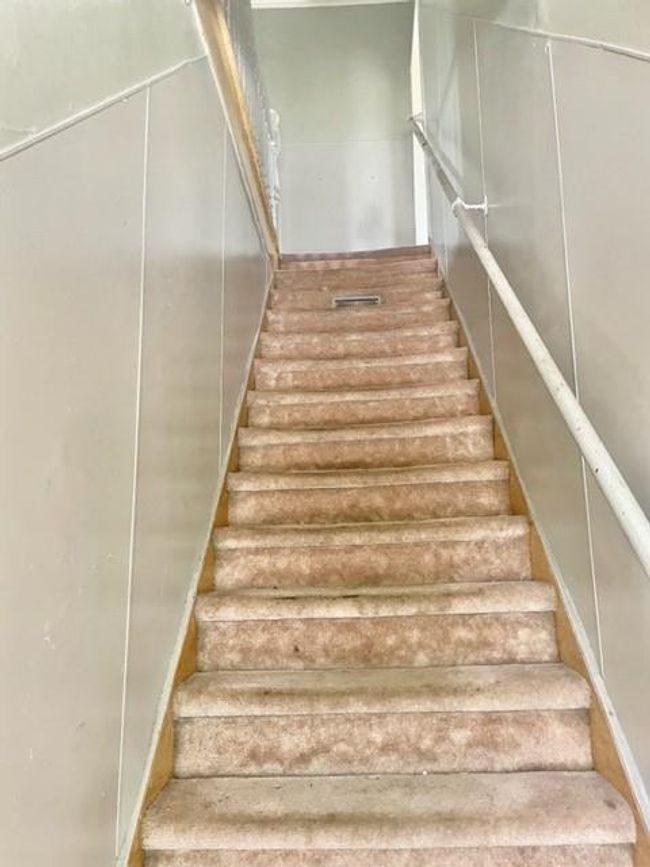 Entrance to Apartment | Image 13
