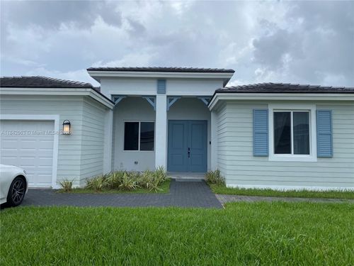 1861 Ne 1st Dr, Homestead, FL, 33033 | Card Image