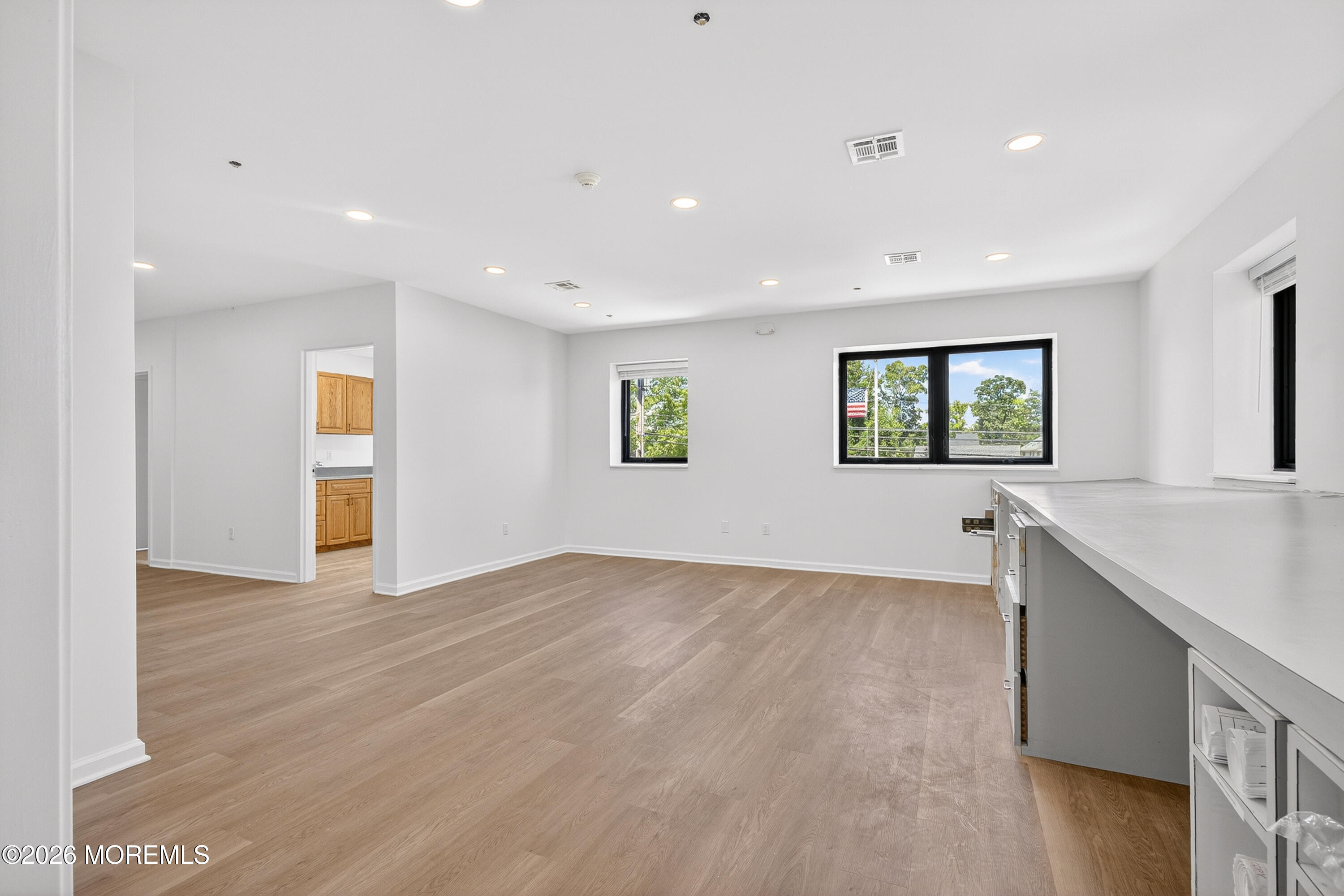Commercial Lease in Brick 4