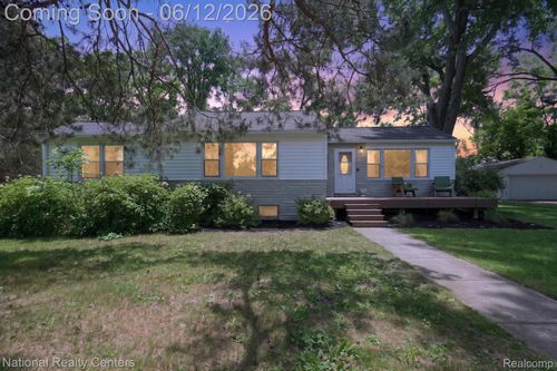 2465 Fairbury, Wixom, MI, 48393-1608 | Card Image