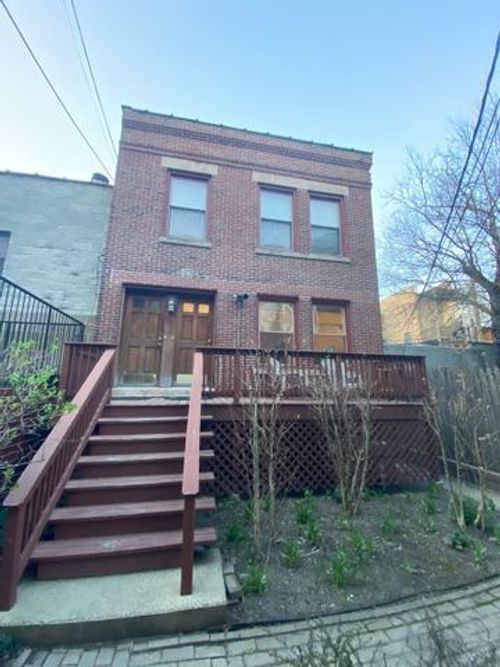 1r-852 W Diversey Pkwy, Chicago, IL, 60614-1474 | Card Image