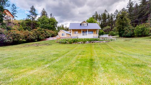 100 Boon Rd, Somers, MT, 59932-9732 | Card Image