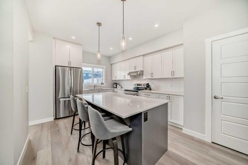 934 Cobblemore Common Sw, Airdrie, AB, T4B5L9 | Card Image