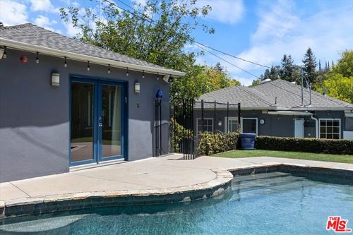 14041 Roblar Rd, Sherman Oaks, CA, 91423-4615 | Card Image