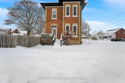 34 7th St Sw, Chesley, ON, N0G1L0 | Card Image